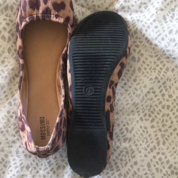 Mossimo flats 7.5 - Picture 3 of 3